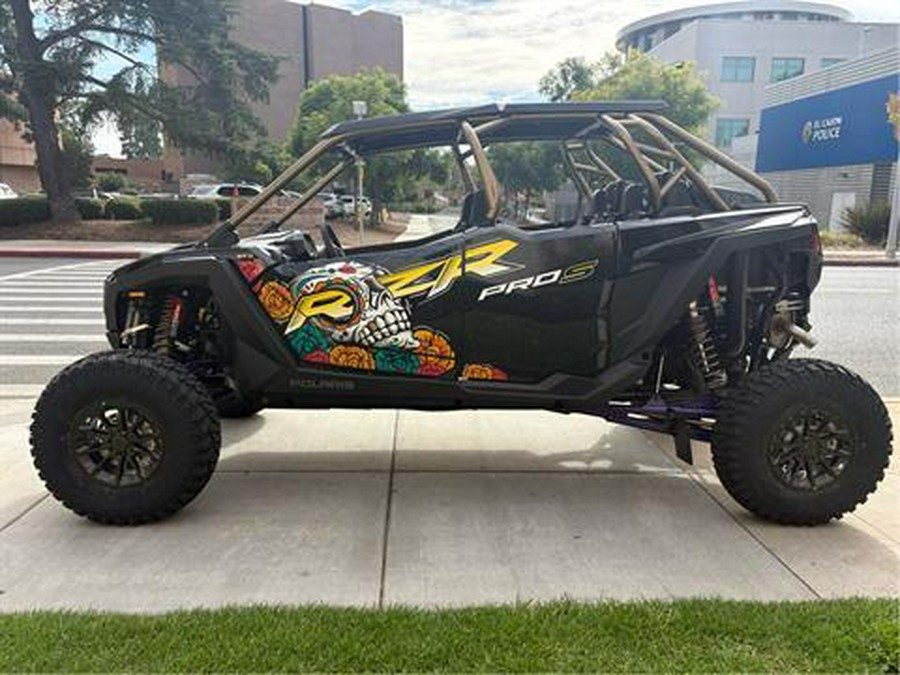 Vente aux enchères de véhicules neufs Can-Am, Polaris, VTT, quads, scooters et SSV